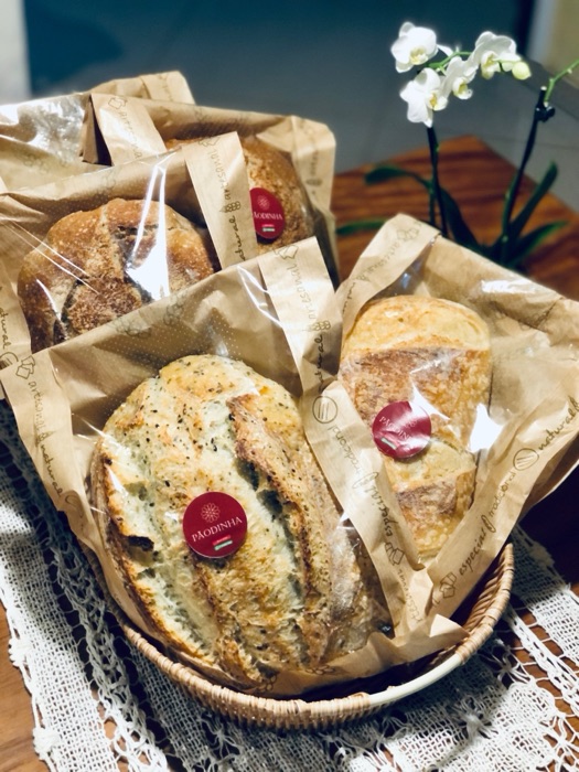 Fornada da Pãodinha embalada em kraft